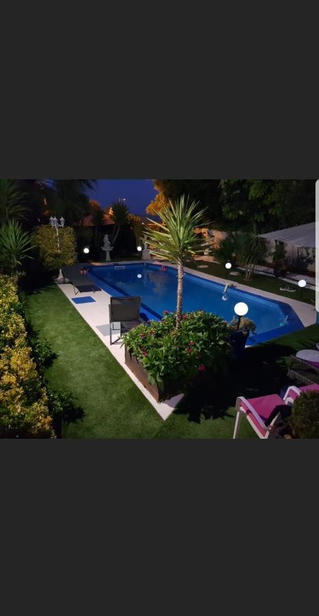 VILLA HÉLÈNE-SUITE Junior MONTPELLIER SUD-PISCINE PRIVÉ-À 2MIN DES PLAGES Pérols Exterior foto