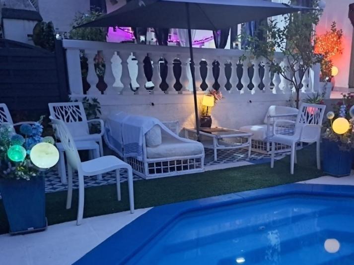 VILLA HÉLÈNE-SUITE Junior MONTPELLIER SUD-PISCINE PRIVÉ-À 2MIN DES PLAGES Pérols Exterior foto